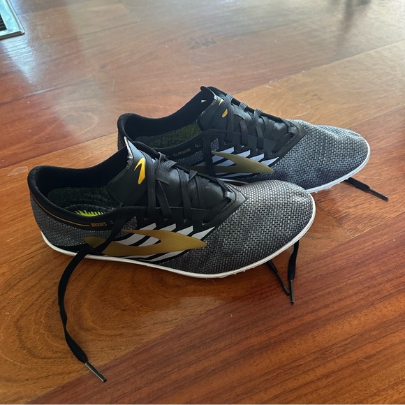 Brooks Speed Neutral Spikes - Picture 2 of 6